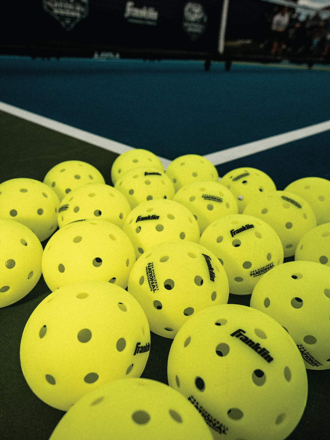 INDOOR PICKLEBALLS